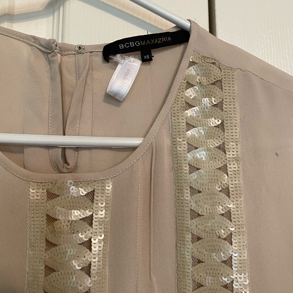 Sleeveless blouse from BCBG - Picture 3 of 5